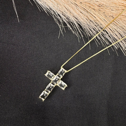 DellFine Cross Necklace